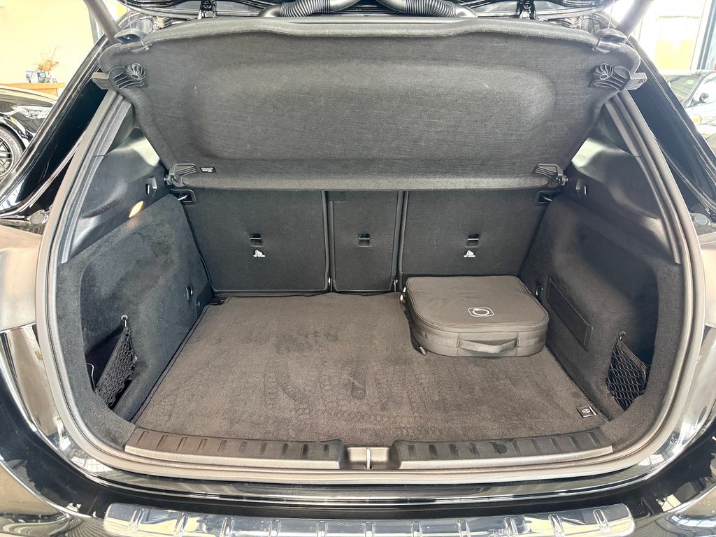 Mercedes-Benz GLA 250 2024