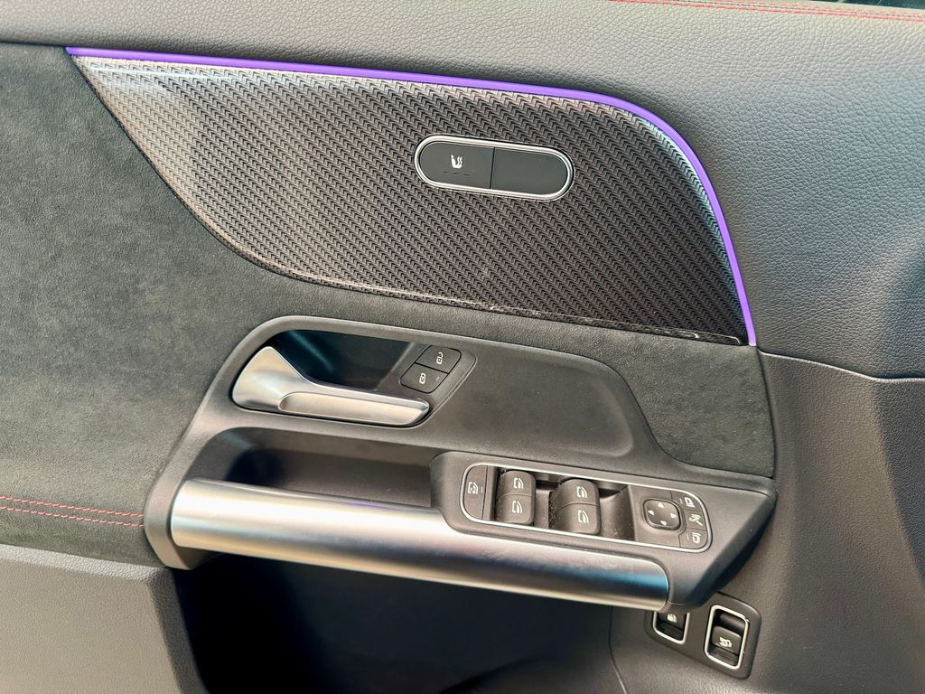 Mercedes-Benz GLA 250 2024