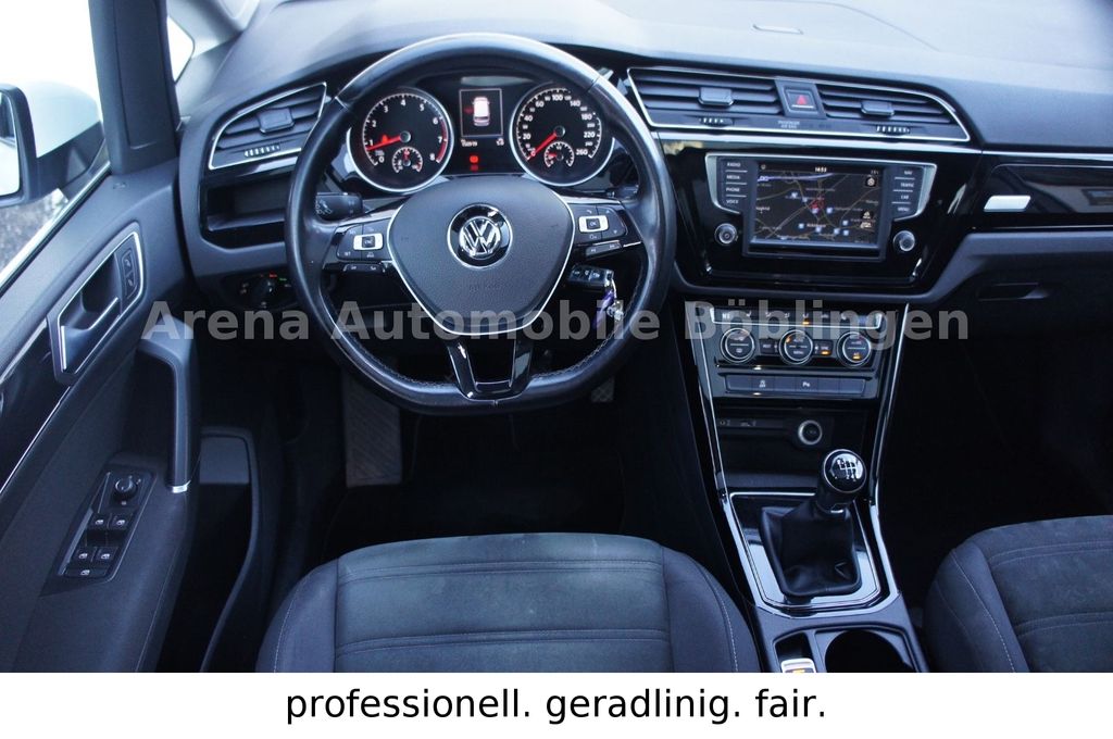 Volkswagen Touran 2016