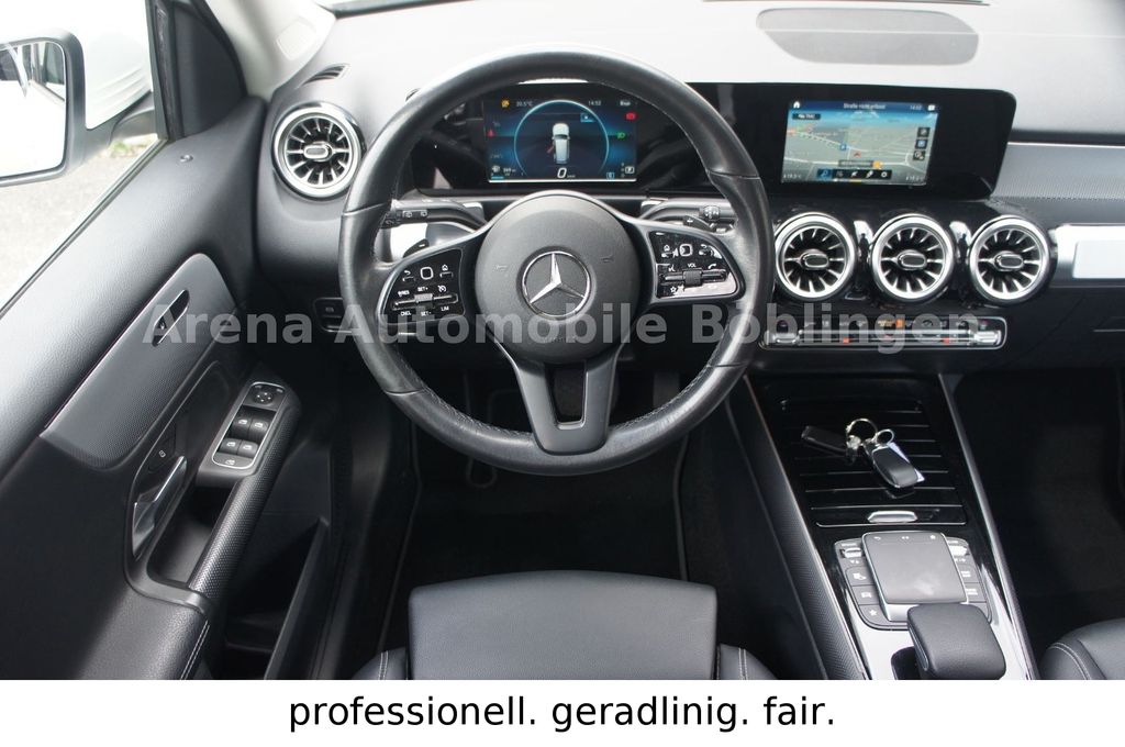 Mercedes-Benz GLB 200 2022