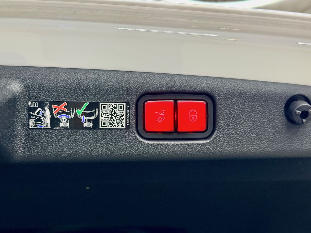 Mercedes-Benz E 53 AMG 2025