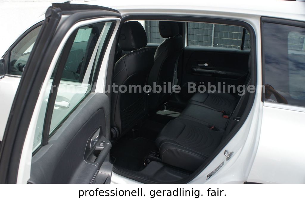 Mercedes-Benz GLB 200 2022