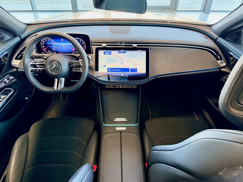 Mercedes-Benz E 200 2025