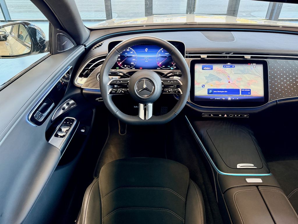 Mercedes-Benz E 200 2025