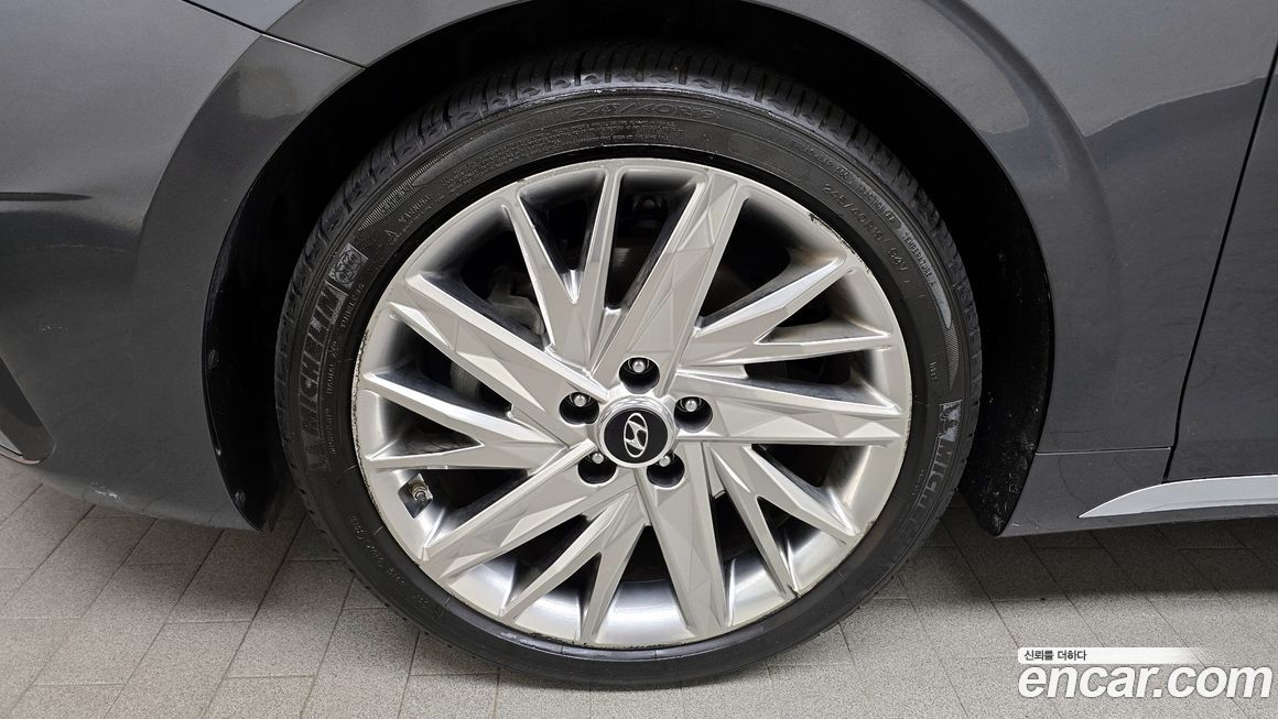 Hyundai Grandeur 2021