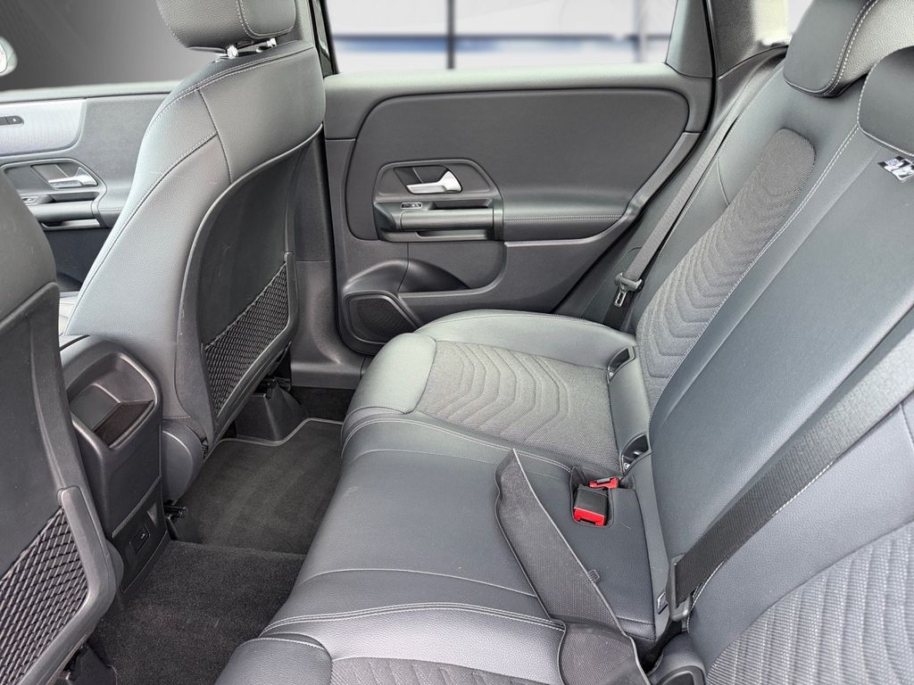 Mercedes-Benz B 250 2022