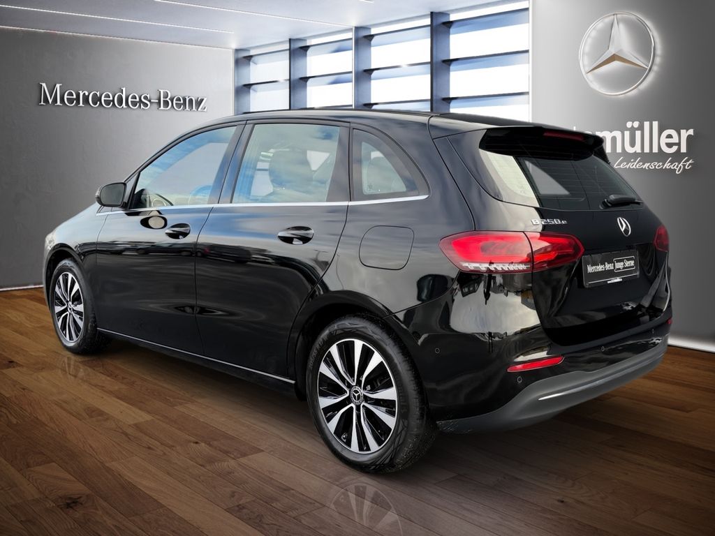 Mercedes-Benz B 250 2022