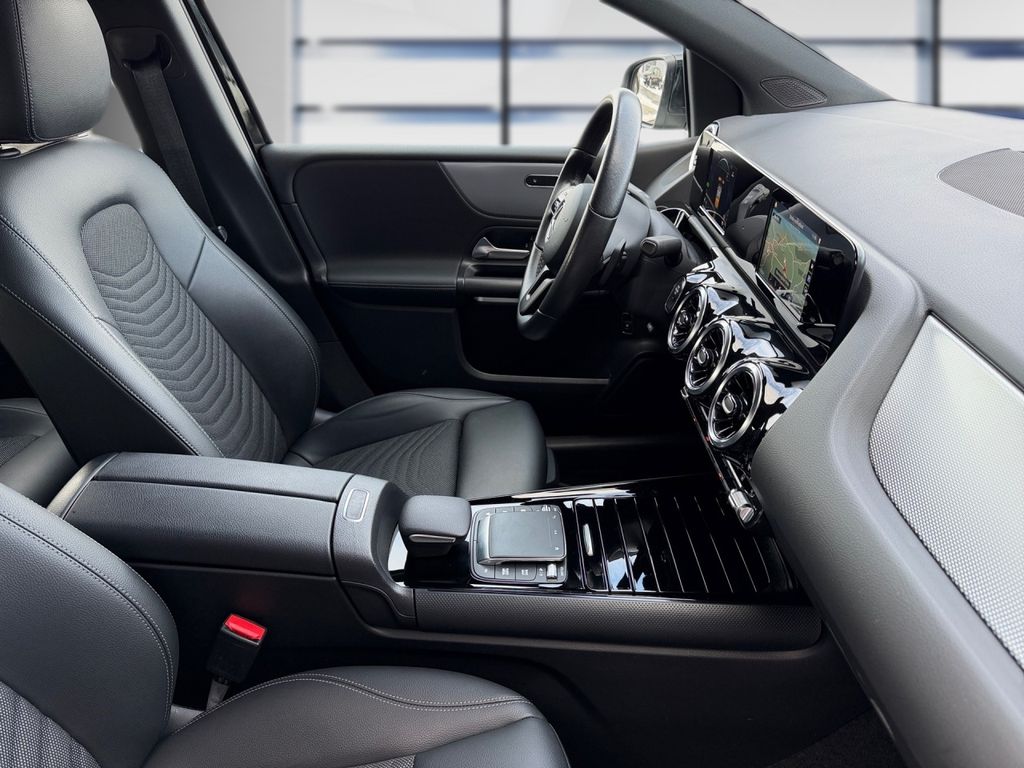 Mercedes-Benz B 250 2022