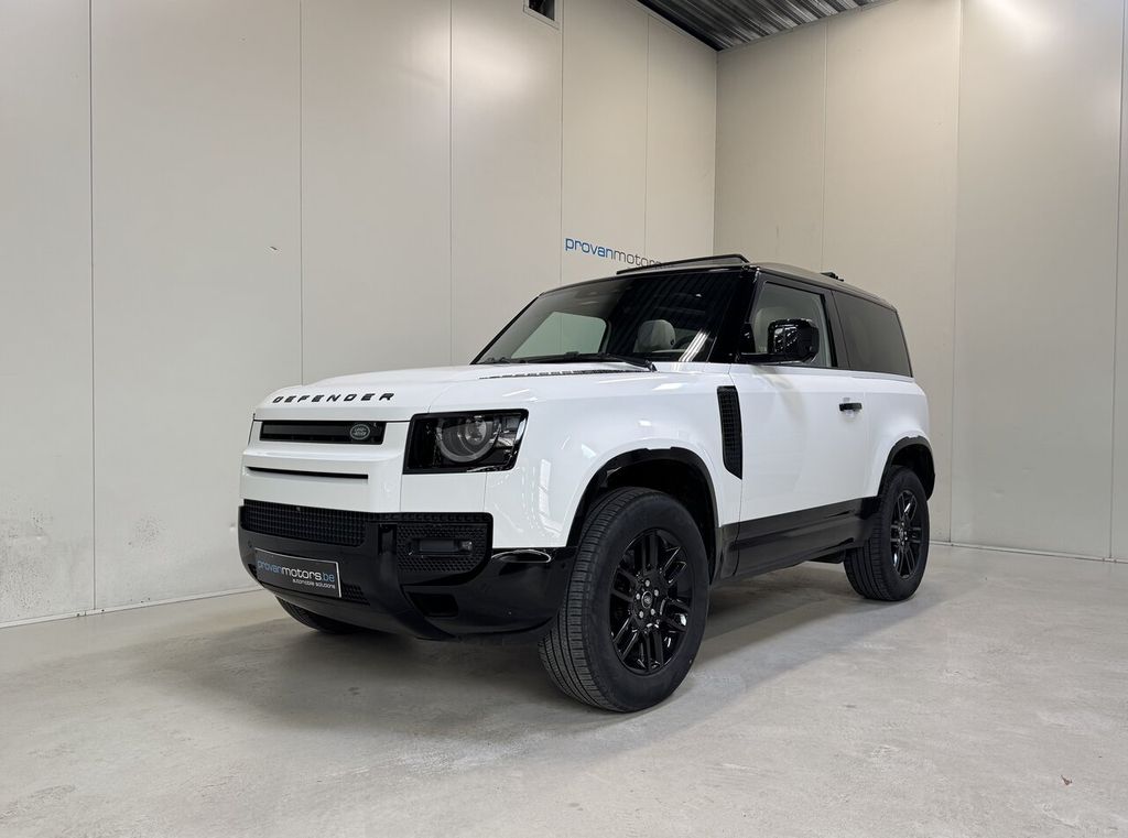 Land Rover Defender 2023