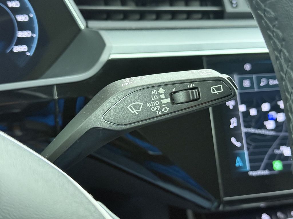 Audi e-tron 2022