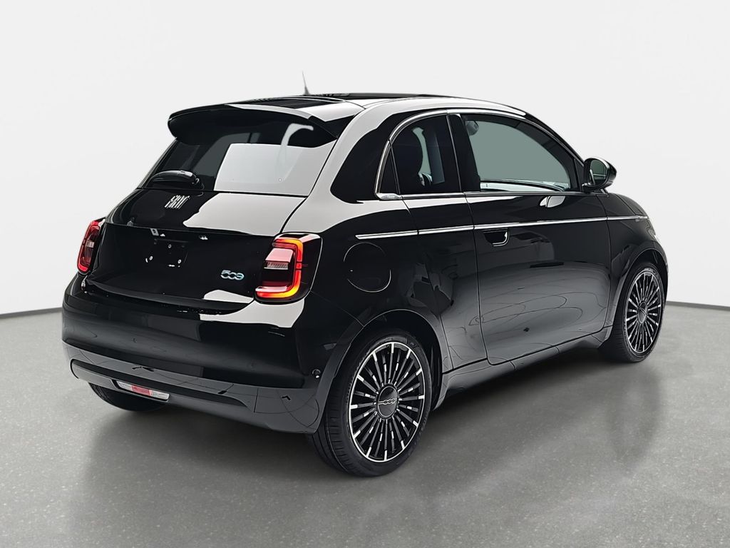 Fiat 500 2025