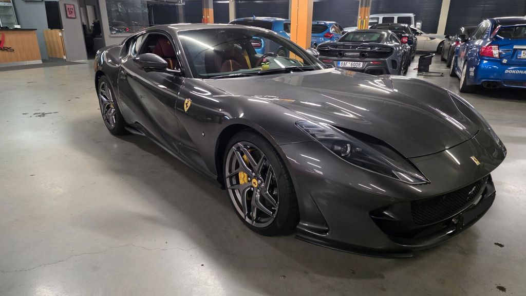 Ferrari 812 2020
