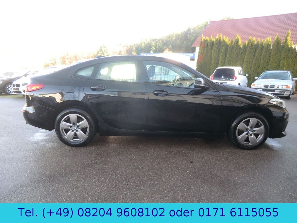 BMW 218 2022