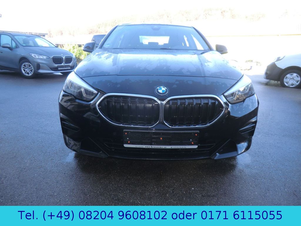 BMW 218 2022