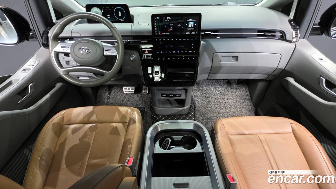 Hyundai Staria 2022