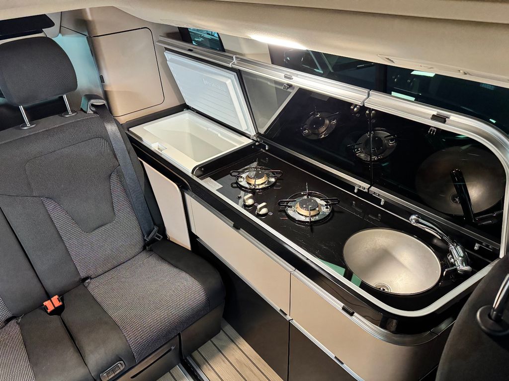 Mercedes-Benz V 220 2021