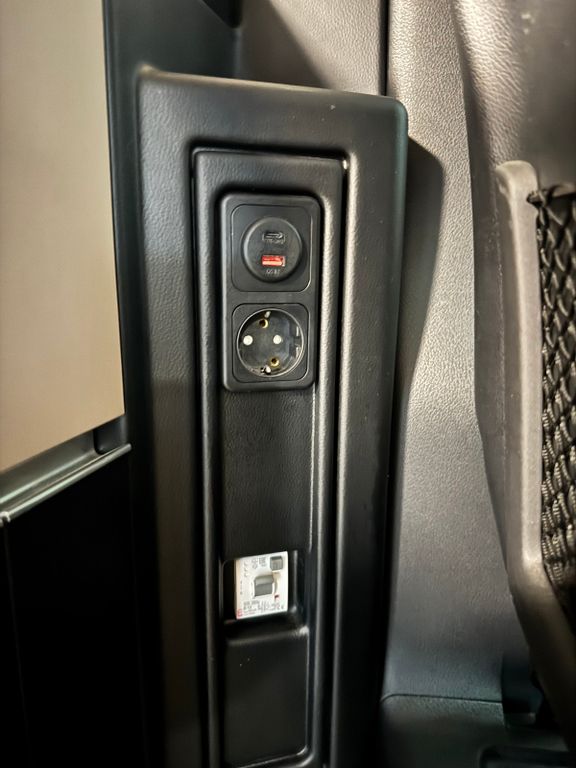 Mercedes-Benz V 220 2021