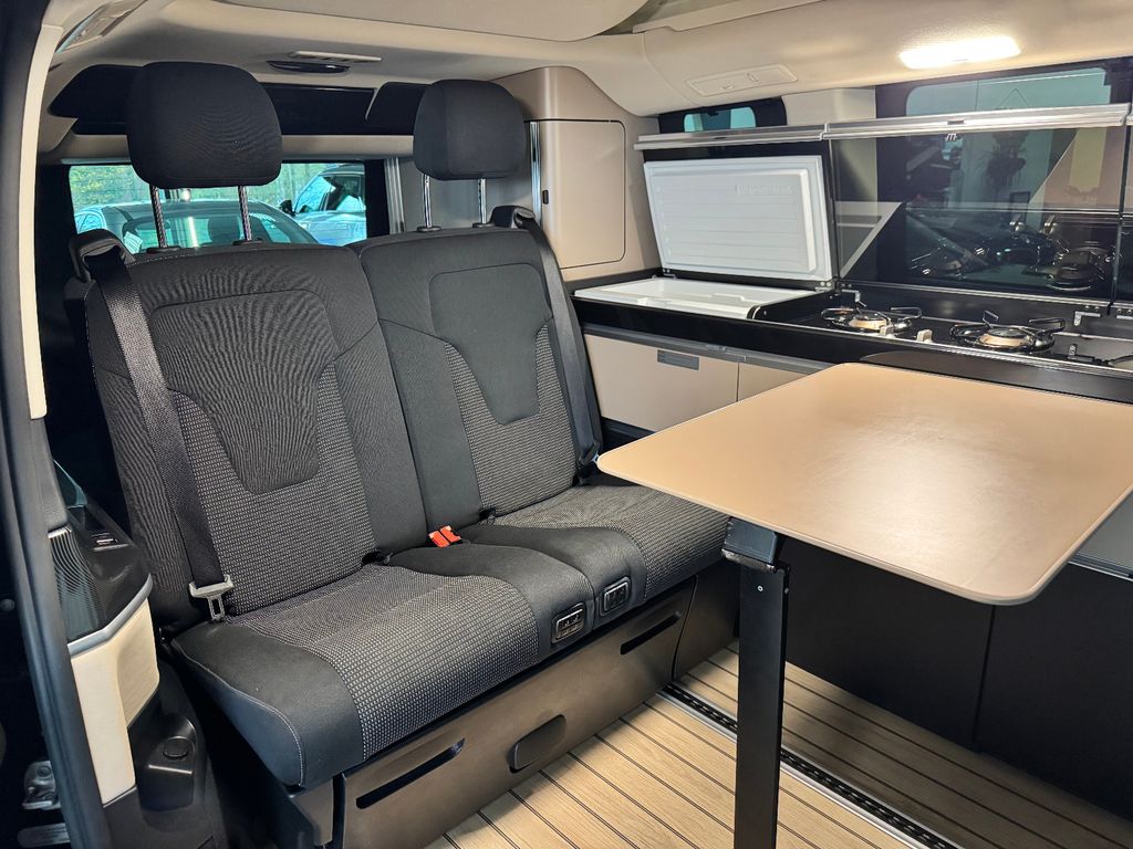 Mercedes-Benz V 220 2021