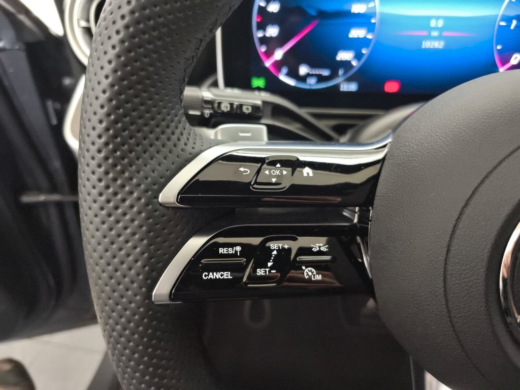 Mercedes-Benz C 300 2025