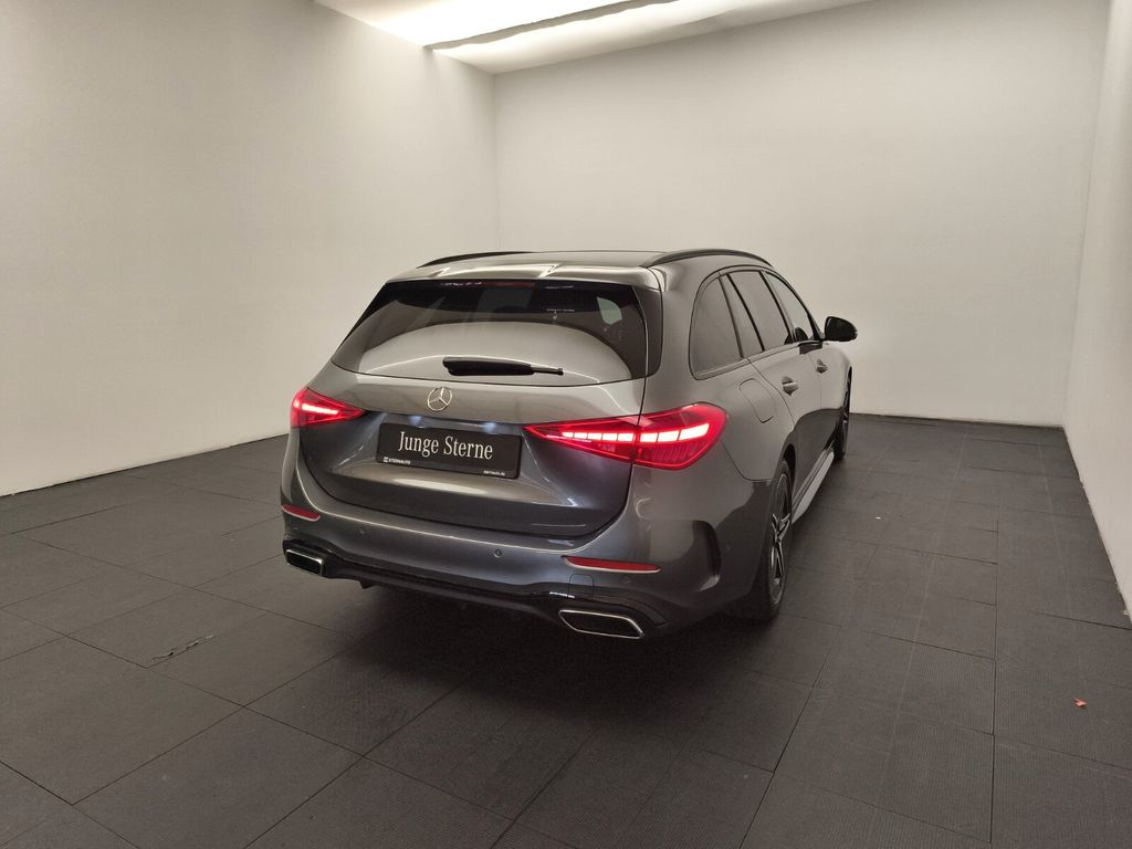 Mercedes-Benz C 300 2025