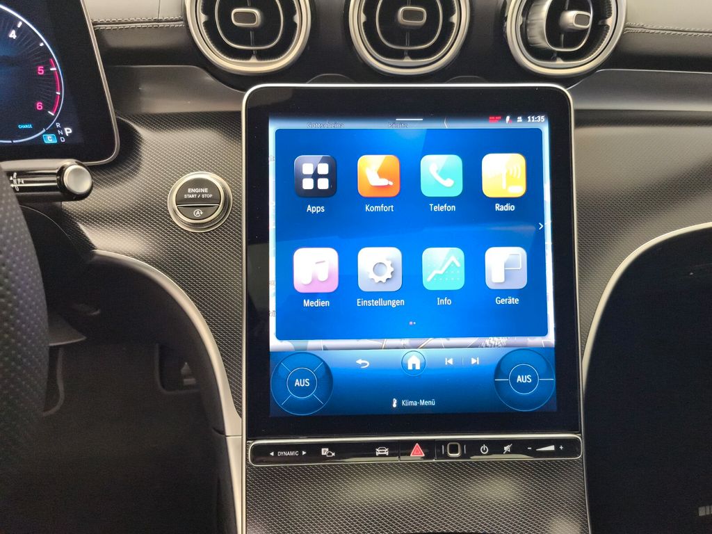 Mercedes-Benz C 300 2025