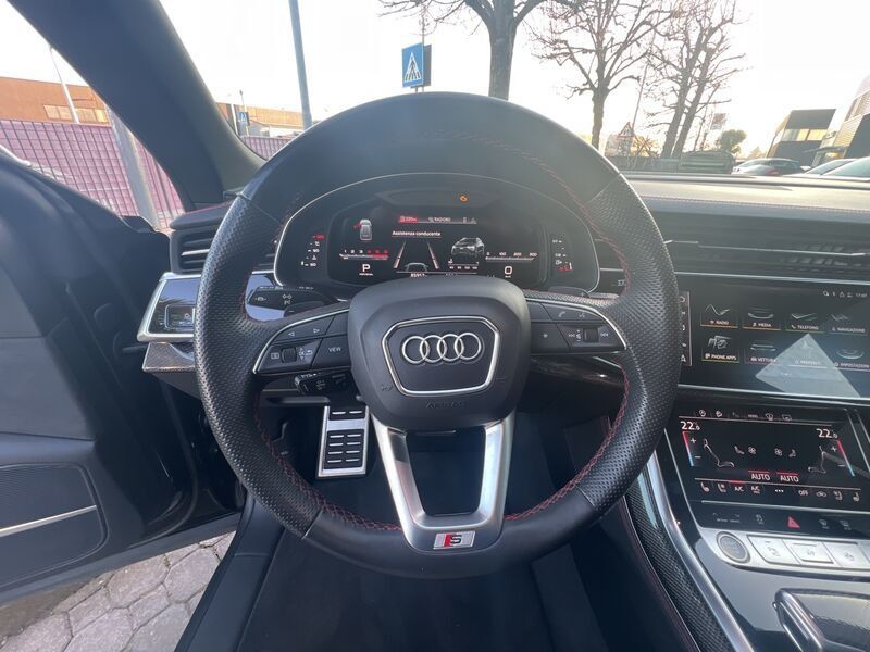 Audi Q8 2023