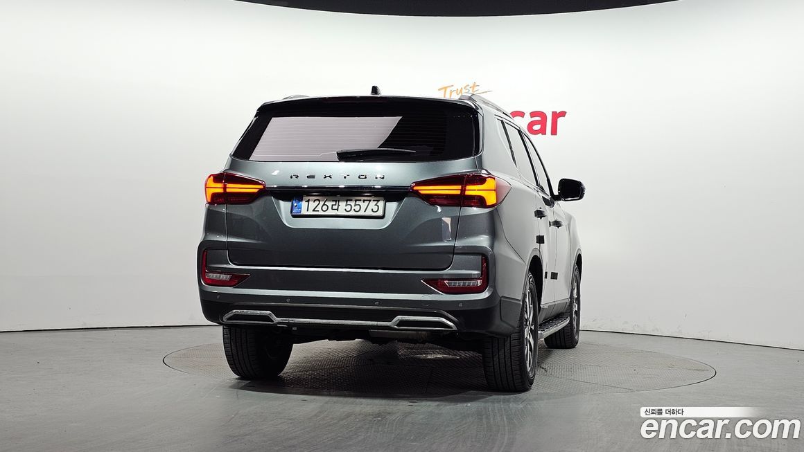 KG_Mobility_Ssangyong Rexton 2021