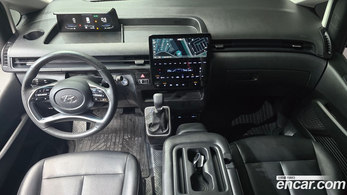Hyundai Staria 2023