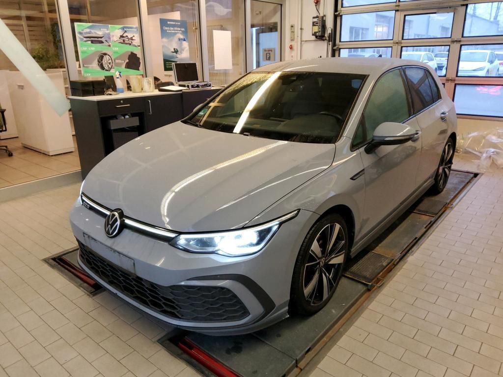 Volkswagen Golf 2021