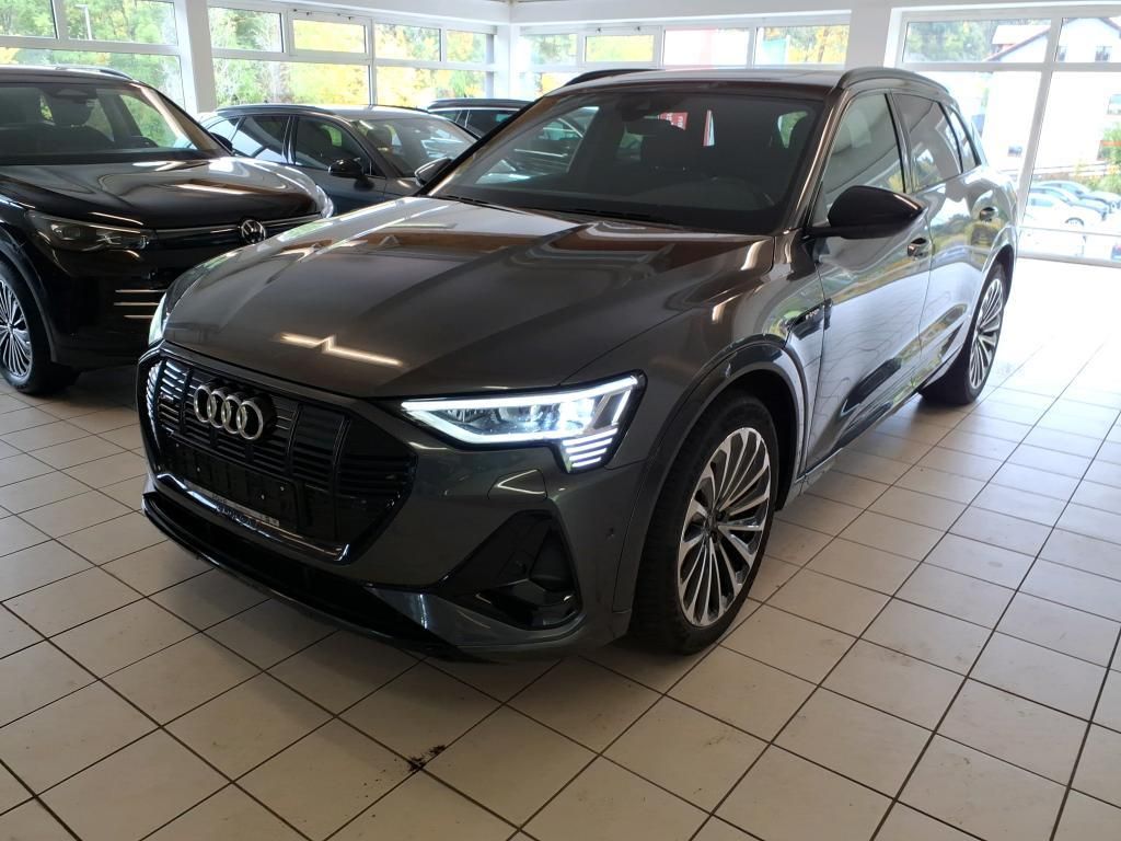 Audi e-tron 2021