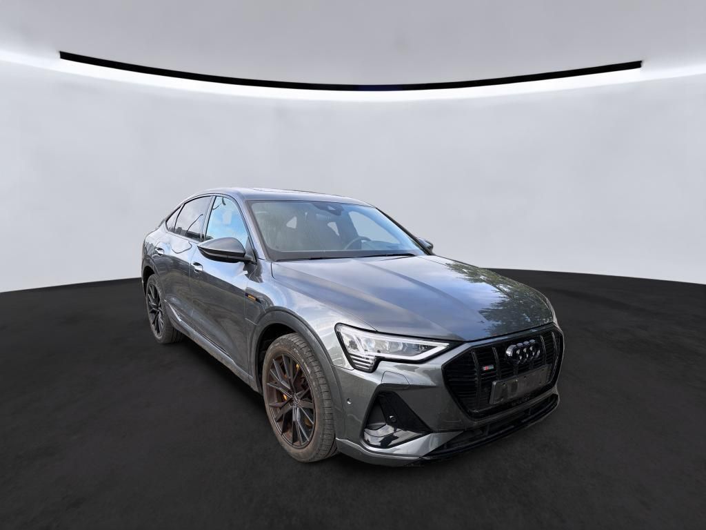 Audi e-tron 2022