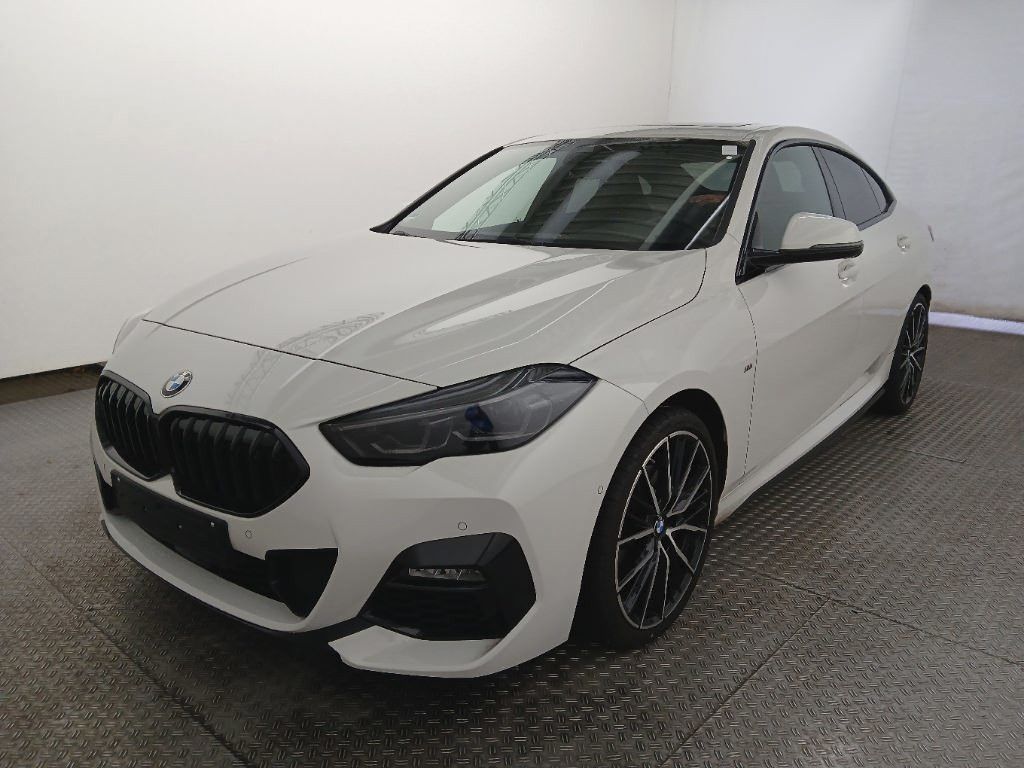 BMW 218 2024