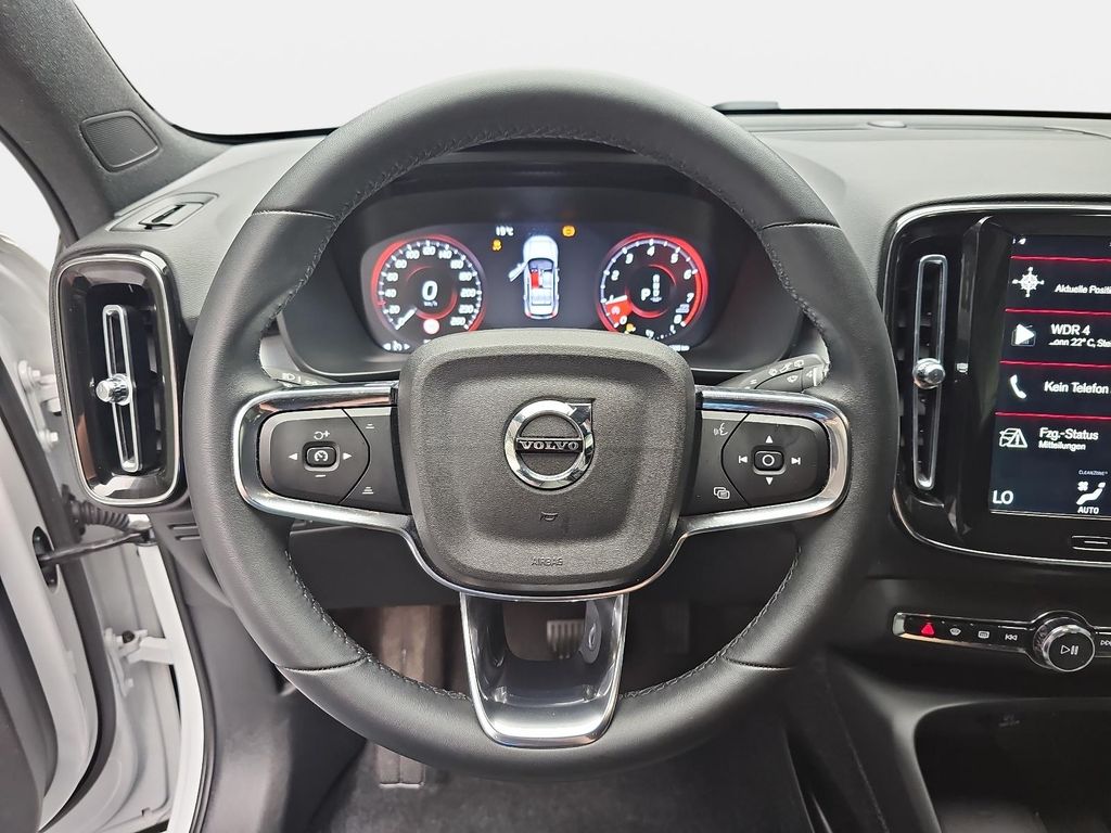 Volvo XC40 2024