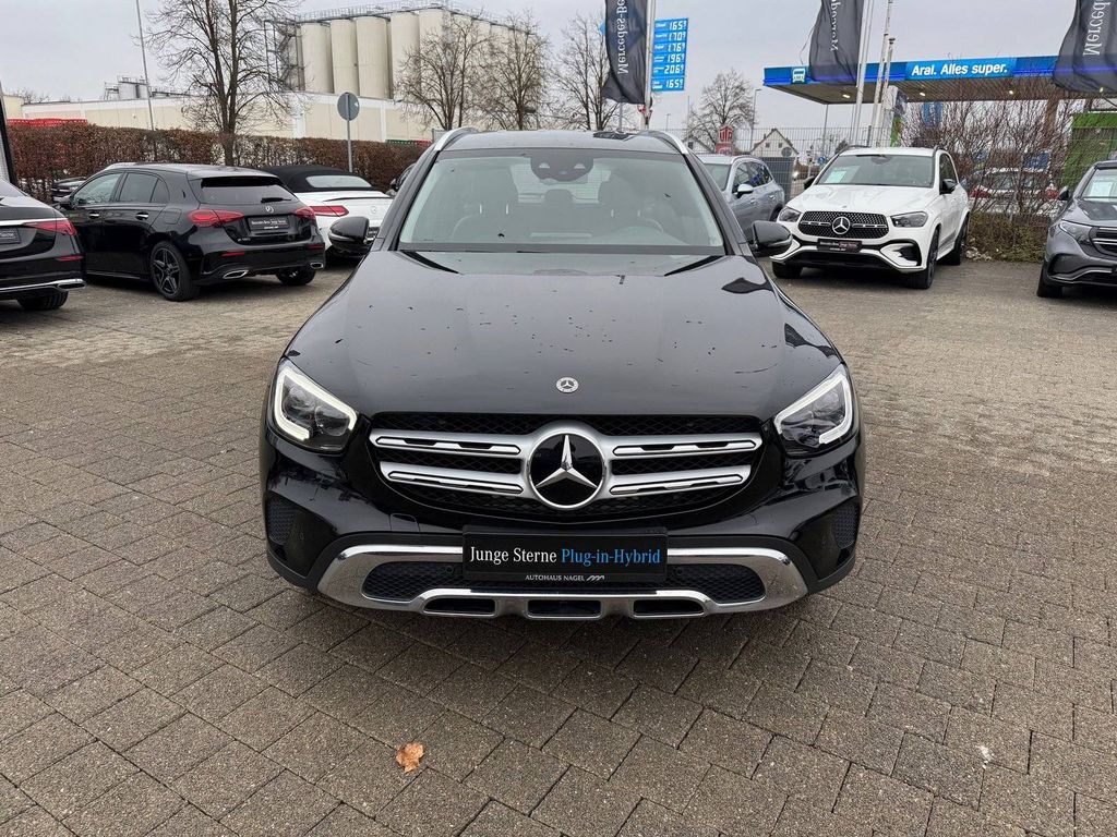 Mercedes-Benz GLC 300 2021