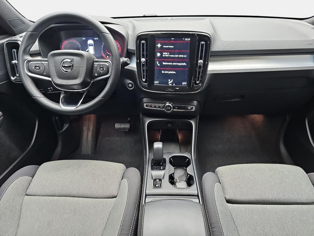 Volvo XC40 2024