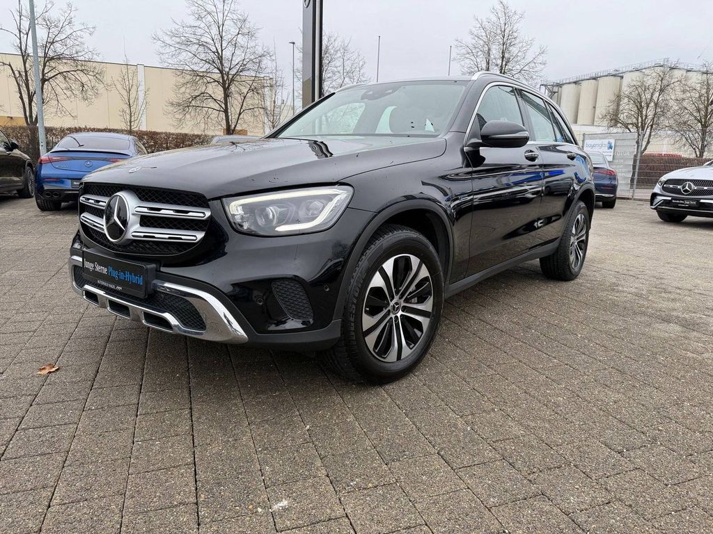 Mercedes-Benz GLC 300 2021