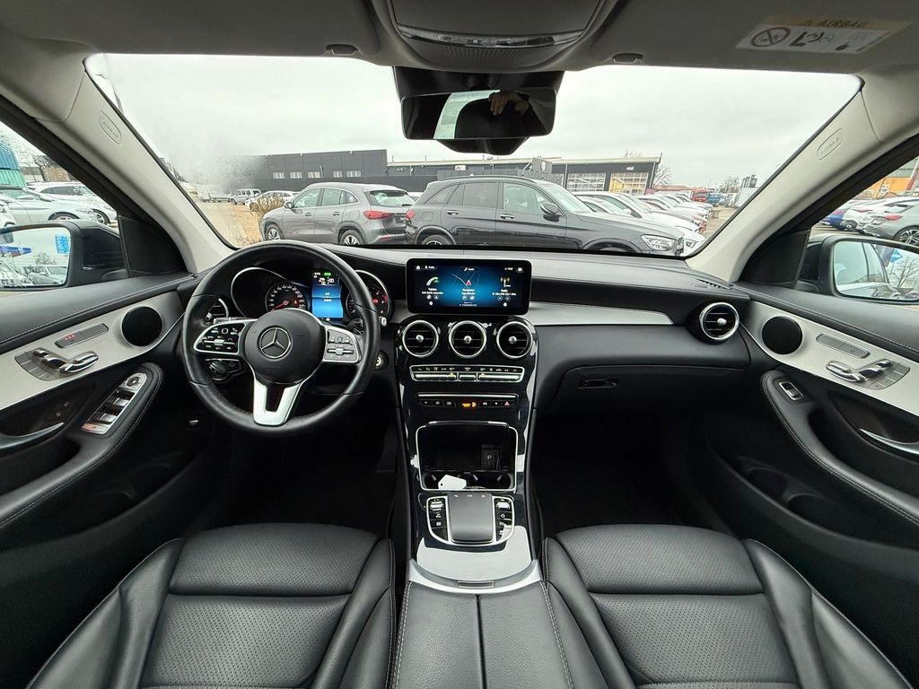 Mercedes-Benz GLC 300 2021