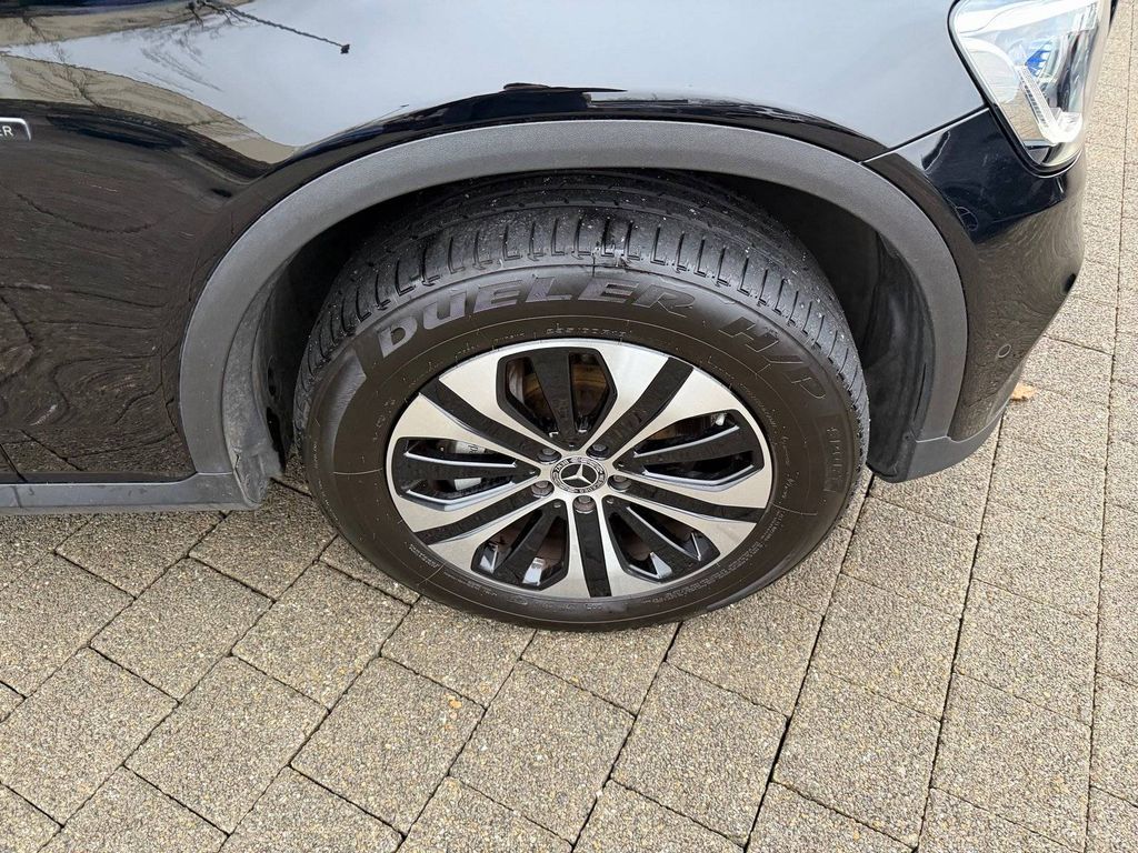 Mercedes-Benz GLC 300 2021