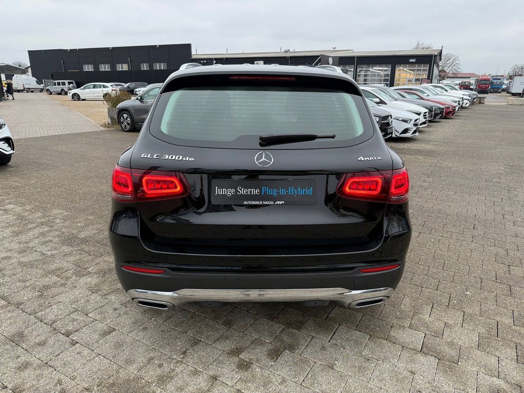 Mercedes-Benz GLC 300 2021