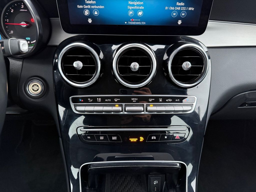 Mercedes-Benz GLC 300 2021