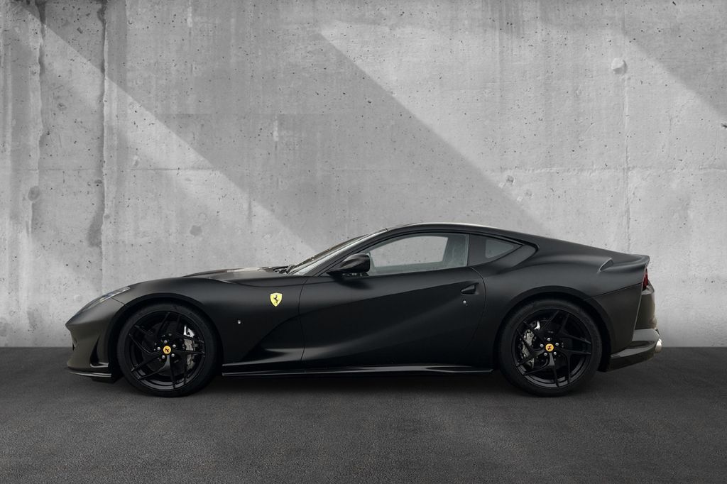 Ferrari 812 2018
