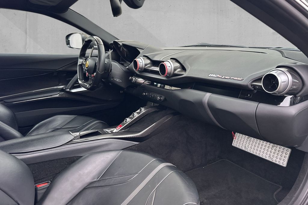 Ferrari 812 2018