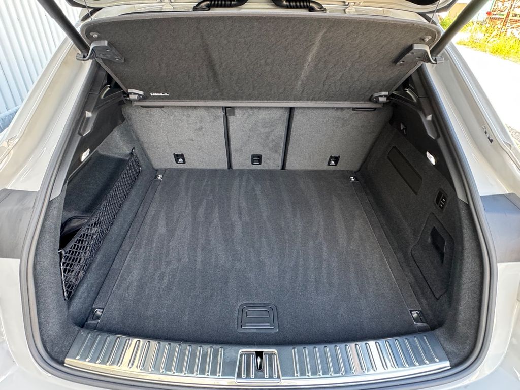 Porsche Cayenne 2025