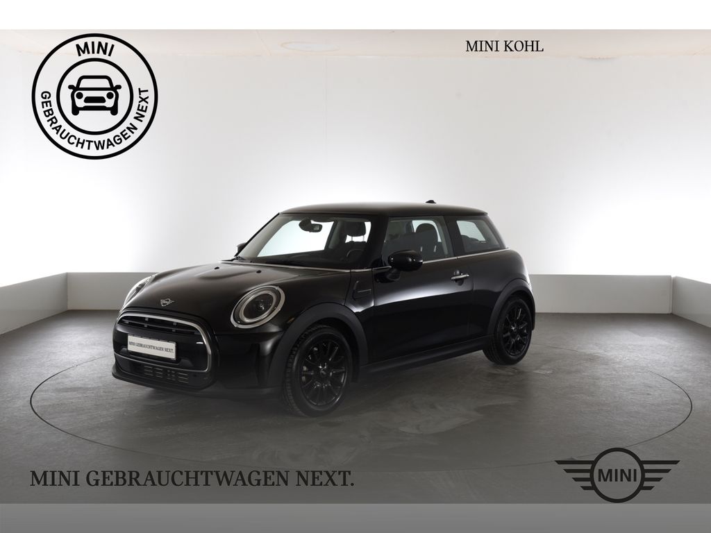 MINI ONE 2022