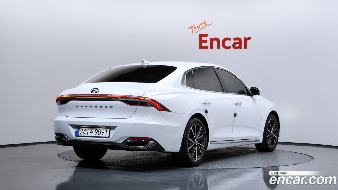 Hyundai Grandeur 2020