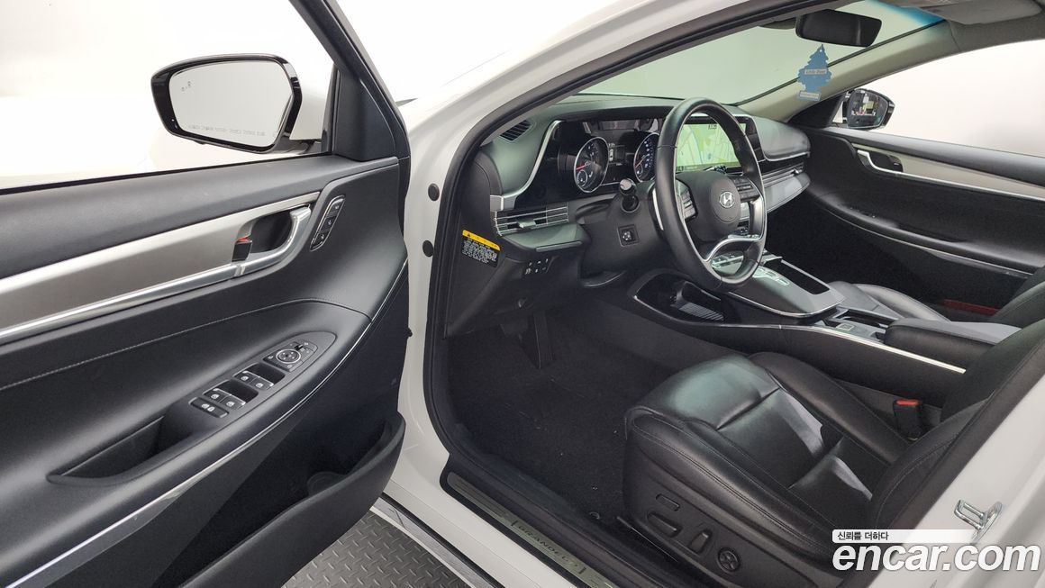 Hyundai Grandeur 2020