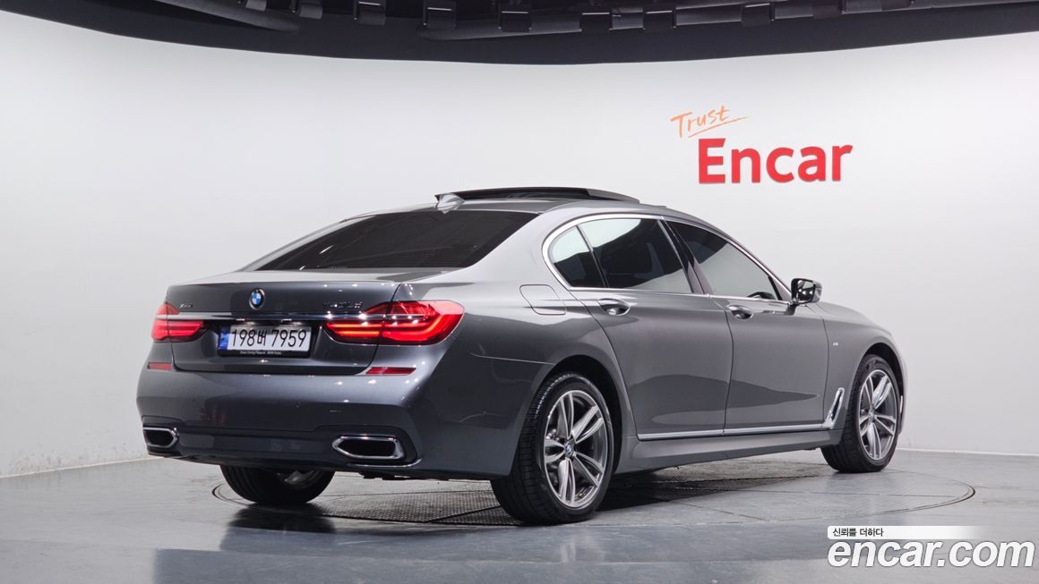 BMW 7-Series 2018