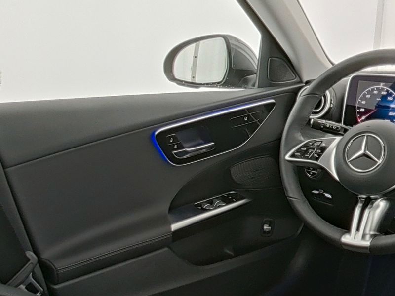 Mercedes-Benz C 200 2024