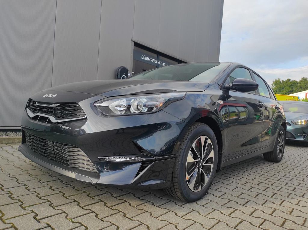 Kia cee'd / Ceed 2025