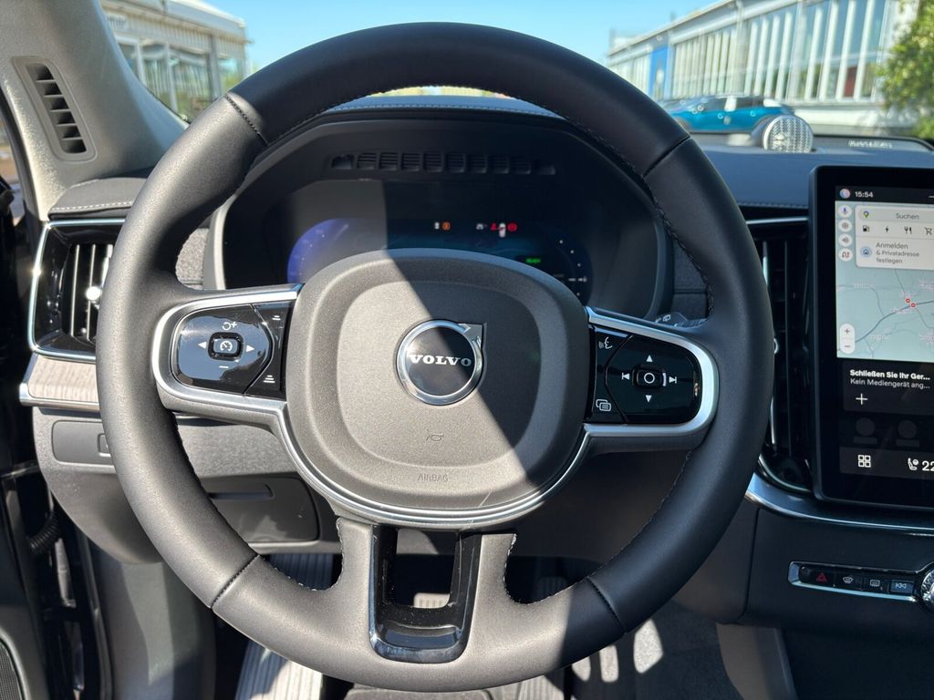 Volvo XC90 2025